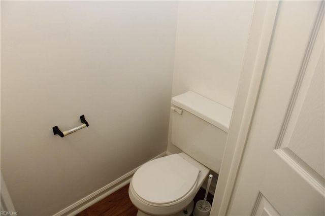 44 Lucinda CT, Hampton, VA 23666