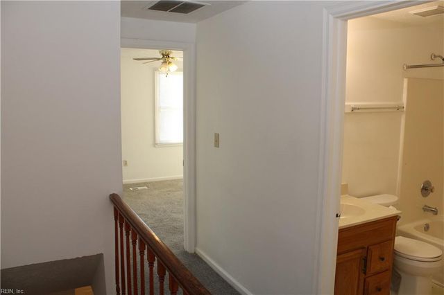 44 Lucinda CT, Hampton, VA 23666