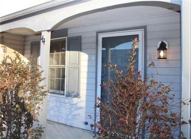 44 Lucinda CT, Hampton, VA 23666