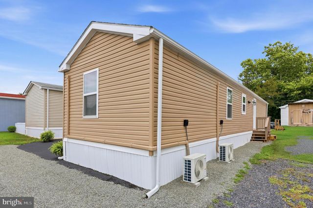 864 BUTTONWOOD AVE, Spring City, PA 19475