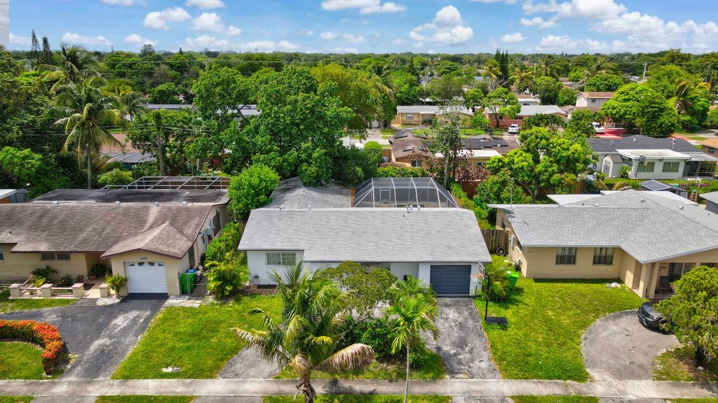 5940 NW 16th Street, Sunrise, FL 33313