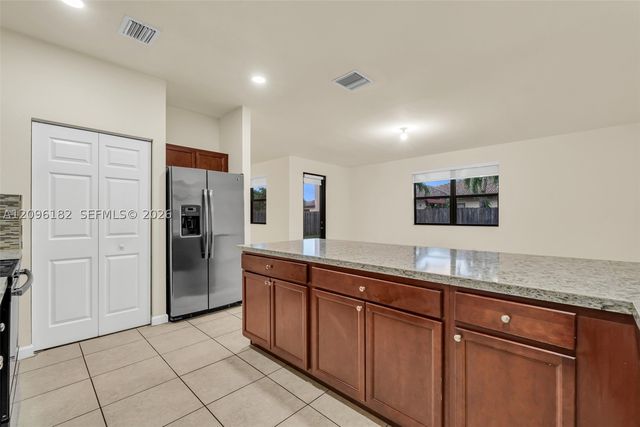241 SE 35th Ave, Homestead, FL 33033