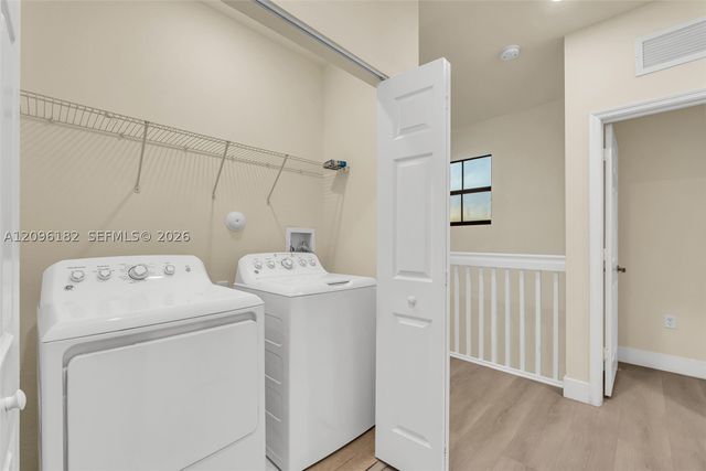 241 SE 35th Ave, Homestead, FL 33033
