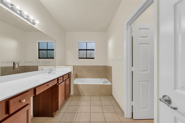241 SE 35th Ave, Homestead, FL 33033
