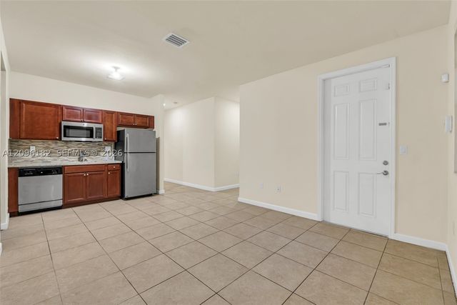 241 SE 35th Ave, Homestead, FL 33033