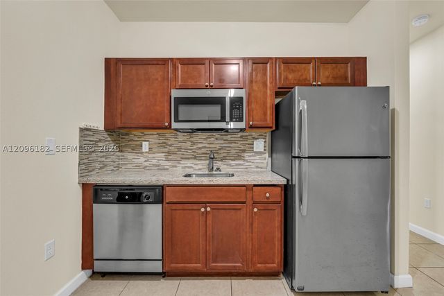 241 SE 35th Ave, Homestead, FL 33033