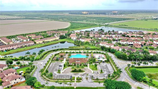 241 SE 35th Ave, Homestead, FL 33033