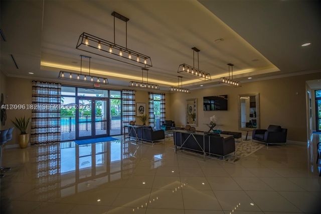 241 SE 35th Ave, Homestead, FL 33033