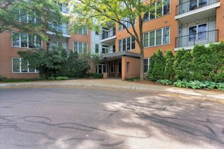 370 Farrell St Apt 216, South Burlington, VT 05403