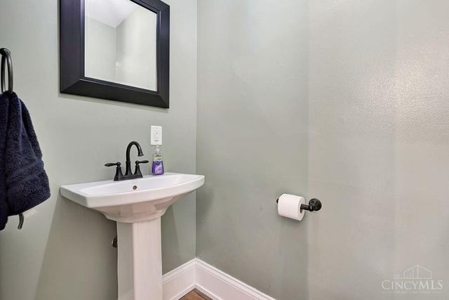 412 Stanley Avenue, Cincinnati, OH 45226