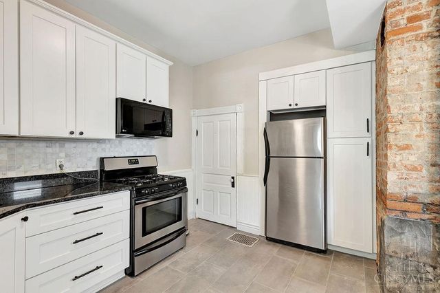 412 Stanley Avenue, Cincinnati, OH 45226