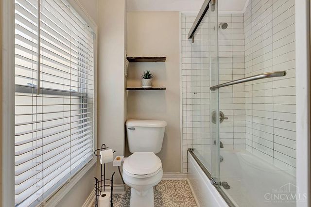 412 Stanley Avenue, Cincinnati, OH 45226