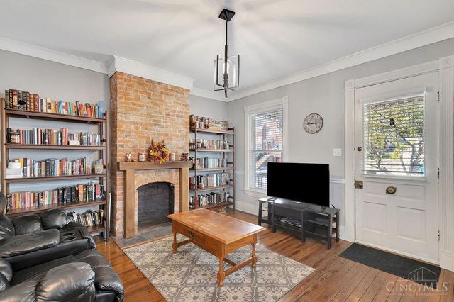 412 Stanley Avenue, Cincinnati, OH 45226