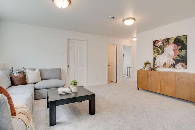 3843 19th Street S, Moorhead, MN 56560