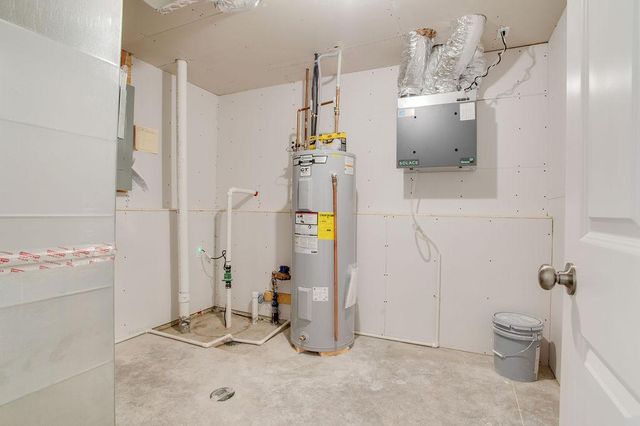 3843 19th Street S, Moorhead, MN 56560