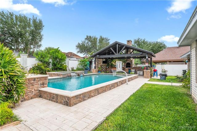 2100 Tiffany Street, Mission, TX 78573