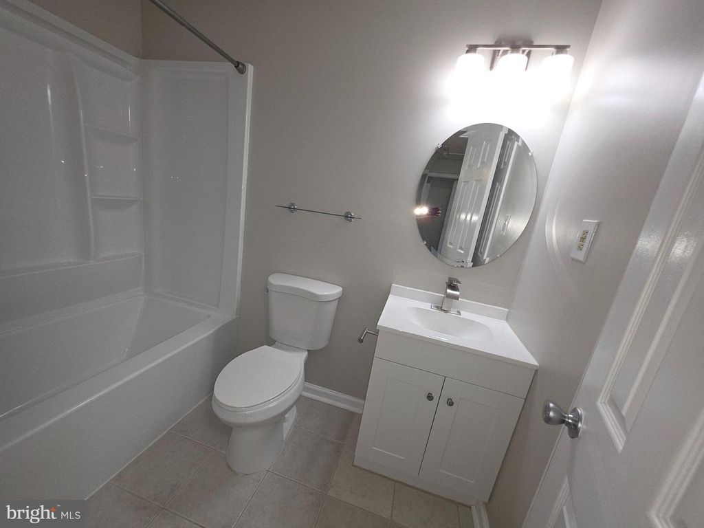 Image 4 of property listing at 17234 BROOKMEADOW LN, Upper Marlboro, MD 20772