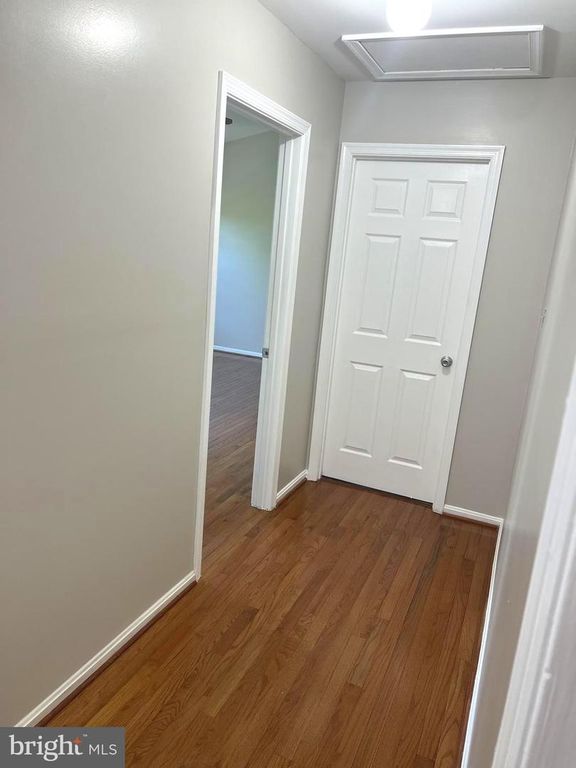 Image 7 of property listing at 17234 BROOKMEADOW LN, Upper Marlboro, MD 20772