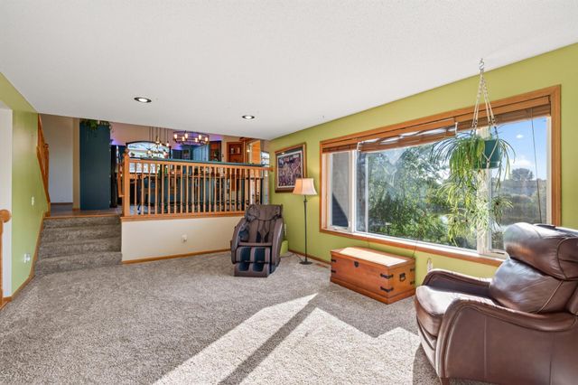 10240 Madison Street NE, Blaine, MN 55434