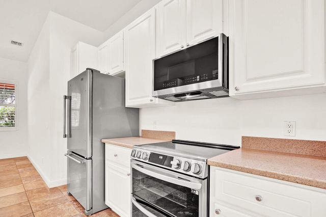 1825 Dakota Drive, Jupiter, FL 33458