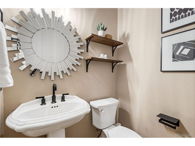 2825 Wyandot St, Denver, CO 80211