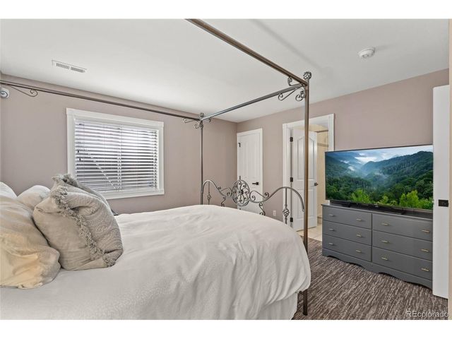 2825 Wyandot St, Denver, CO 80211