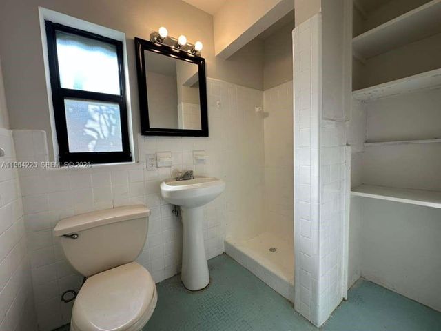 926 Polk St, Hollywood, FL 33019