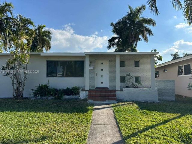 926 Polk St, Hollywood, FL 33019