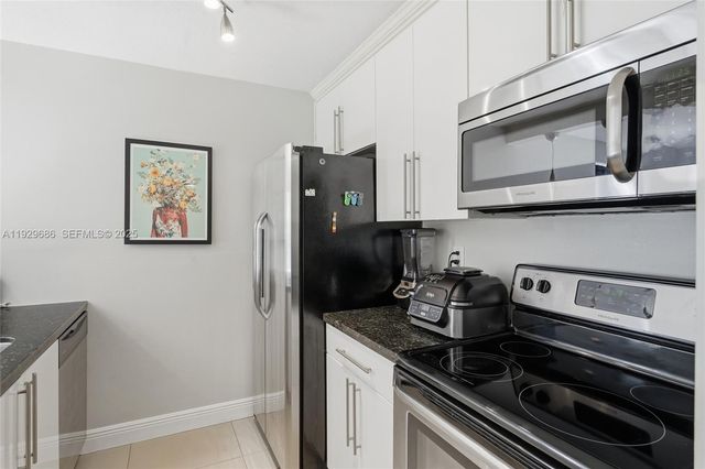 2160 SW 16th Ave 120, Miami, FL 33145