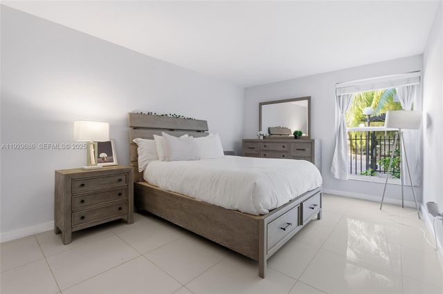 2160 SW 16th Ave 120, Miami, FL 33145