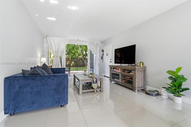 2160 SW 16th Ave 120, Miami, FL 33145