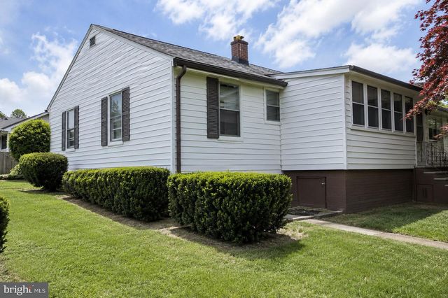 565 LEBO ST, Millersburg, PA 17061