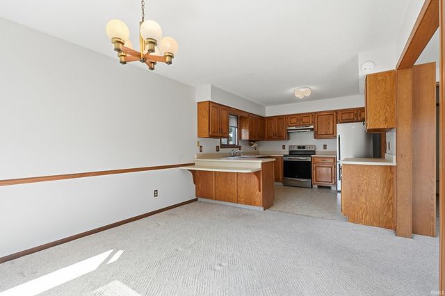 2921 Settlement Creek Run, Fort Wayne, IN 46804