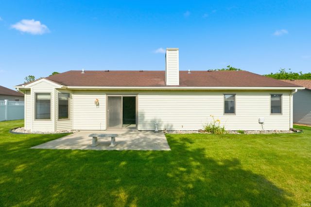 2921 Settlement Creek Run, Fort Wayne, IN 46804