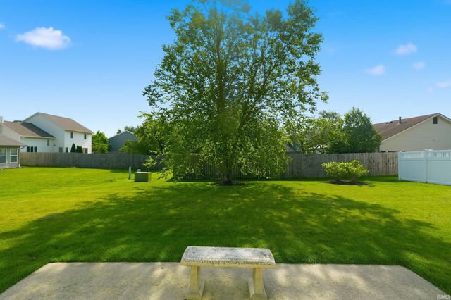 2921 Settlement Creek Run, Fort Wayne, IN 46804
