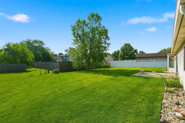 2921 Settlement Creek Run, Fort Wayne, IN 46804
