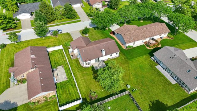 2921 Settlement Creek Run, Fort Wayne, IN 46804