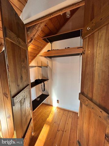 450 OPEQUON WOODS CIR, Stephenson, VA 22656