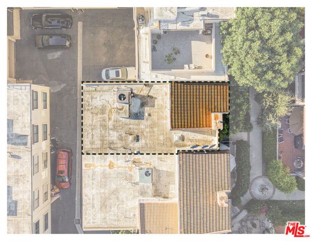 5215 White Oak Avenue 2, Los Angeles, CA 91316