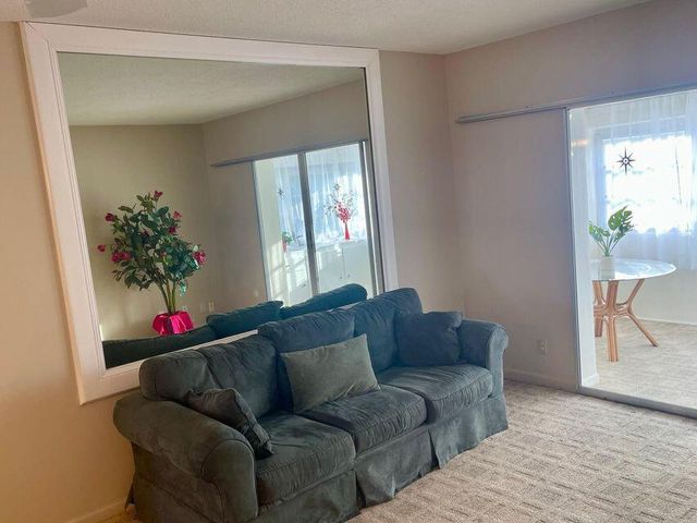 1117 Lake Terrace F-210, Boynton Beach, FL 33426