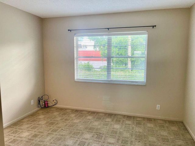 1117 Lake Terrace F-210, Boynton Beach, FL 33426