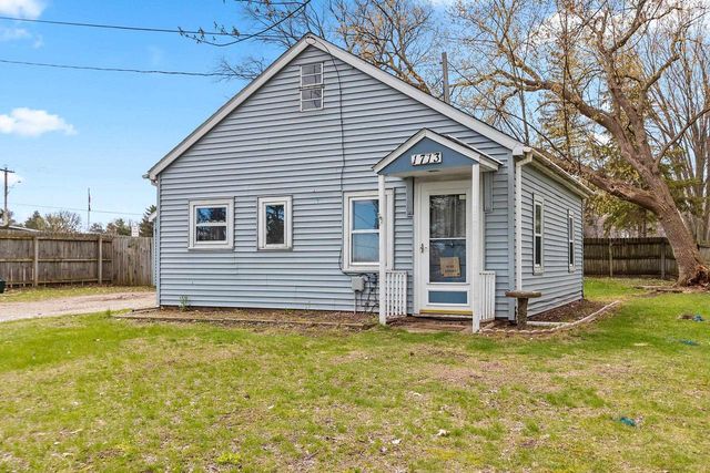 1713 BURNS AVENUE, Green Bay, WI 54303