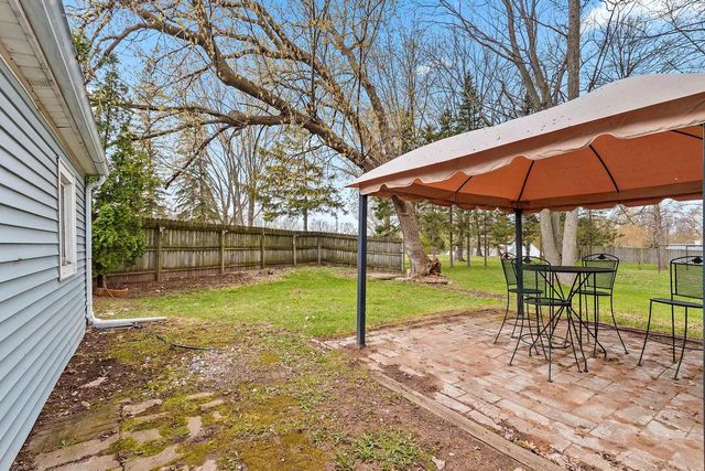 1713 BURNS AVENUE, Green Bay, WI 54303