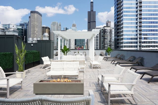 812 W Adams Street 515, Chicago, IL 60607
