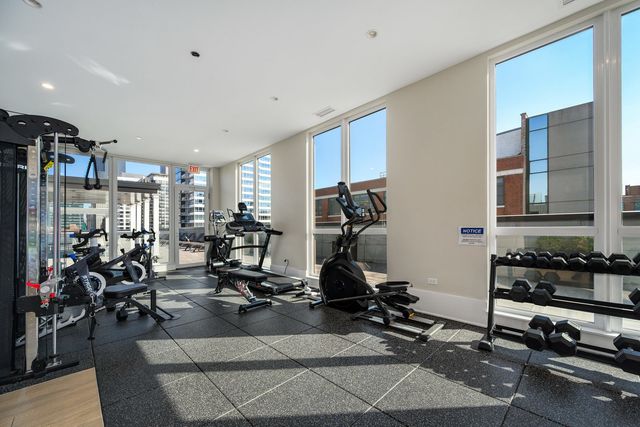 812 W Adams Street 515, Chicago, IL 60607