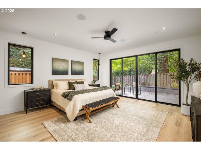 5154 Sw Dawn St, Lake Oswego, OR 97035