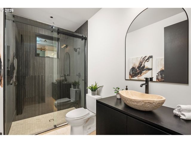 5154 Sw Dawn St, Lake Oswego, OR 97035