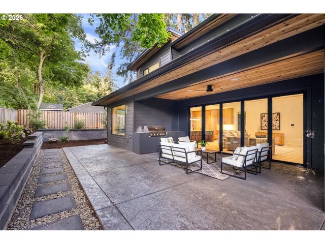 5154 Sw Dawn St, Lake Oswego, OR 97035