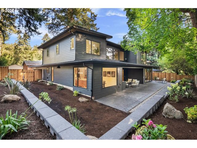 5154 Sw Dawn St, Lake Oswego, OR 97035