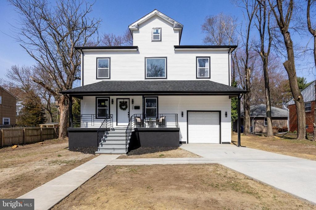 29 CENTER STREET, Moorestown, NJ 08057